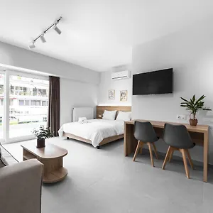 P30, Nilie Hospitality Mgmt Salonic